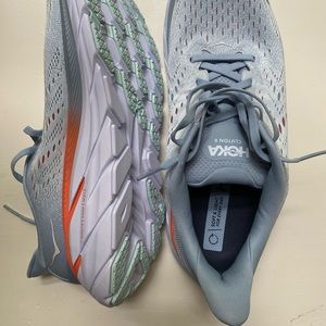 New Hoka Clifton everyday running shoe and sneaker womens size 11